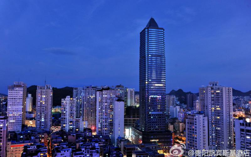 贵阳凯宾斯基大酒店照片02夜景.jpg